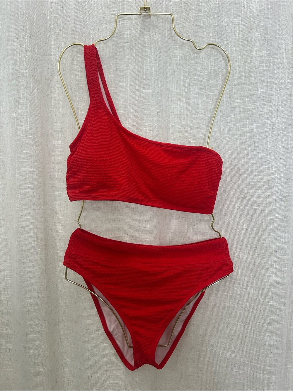 Crown & Ivy Cabana Red One-Shoulder Ribbed Bikini Set Excellent Condition